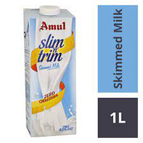 Amul Slim 'n' Trim Skimmed Milk, 1 L Tetra Pouch